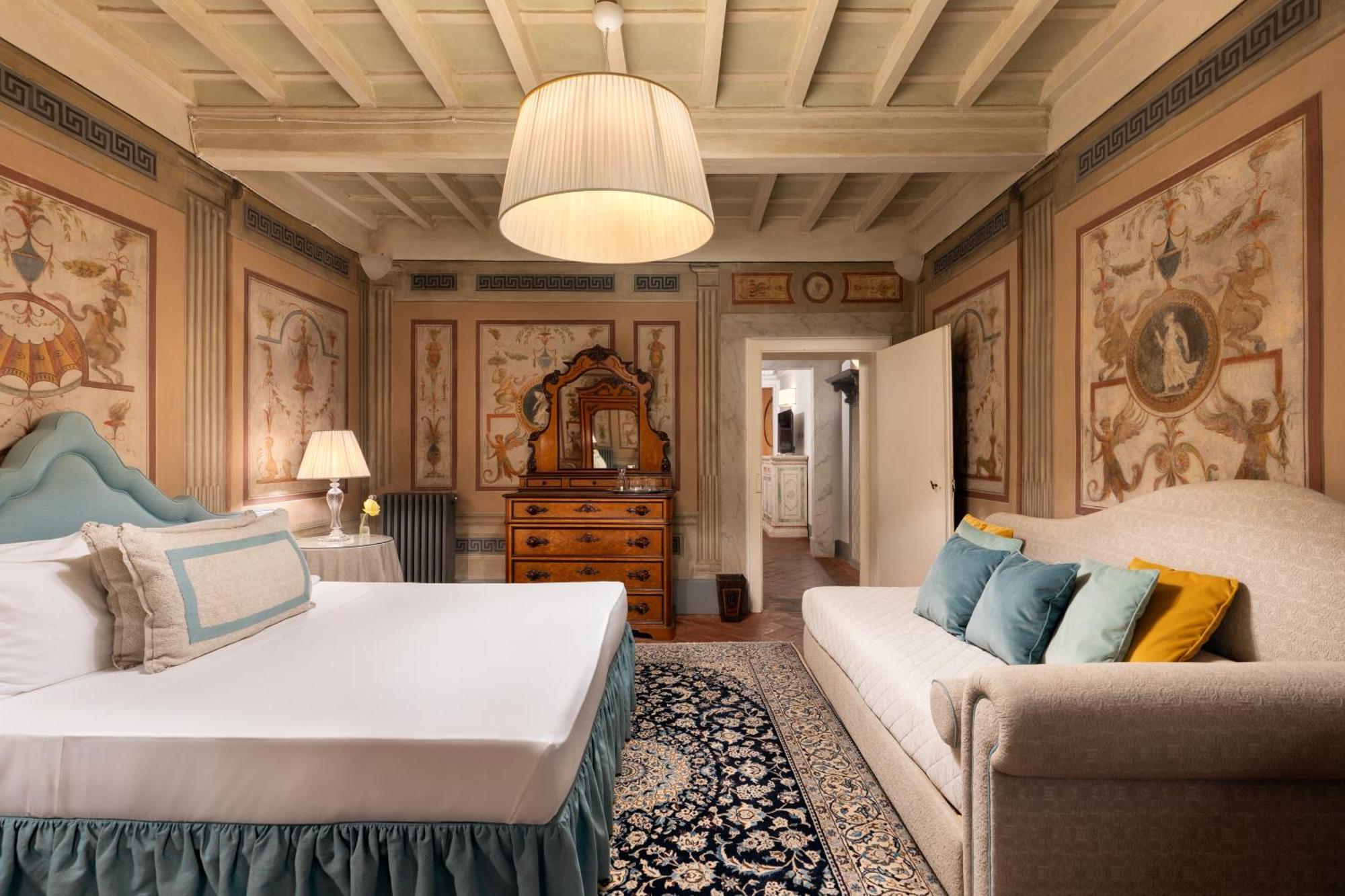 Piazza Pitti Palace - Residenza D'Epoca Bed and Breakfast Φλωρεντία Εξωτερικό φωτογραφία