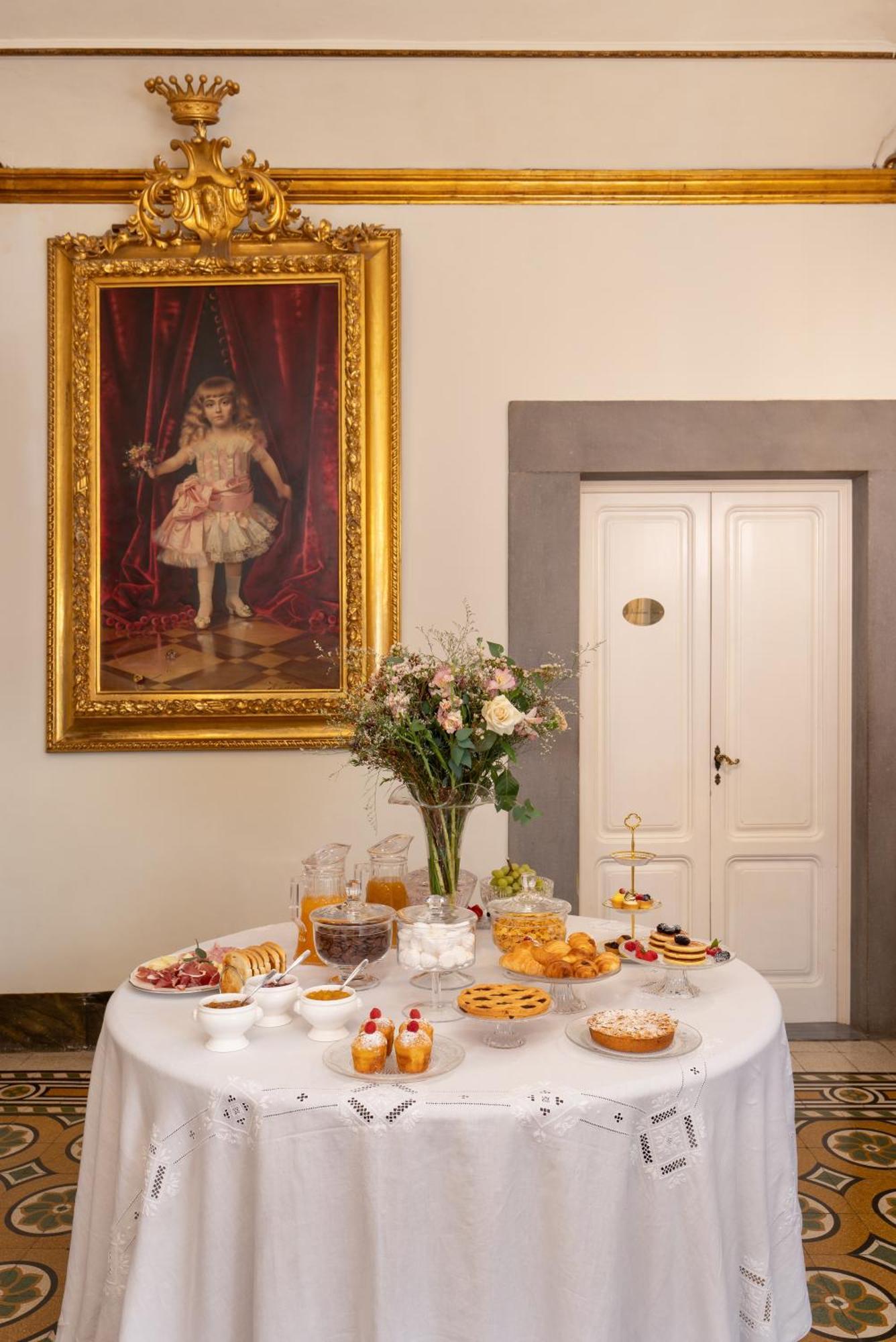 Piazza Pitti Palace - Residenza D'Epoca Bed and Breakfast Φλωρεντία Εξωτερικό φωτογραφία