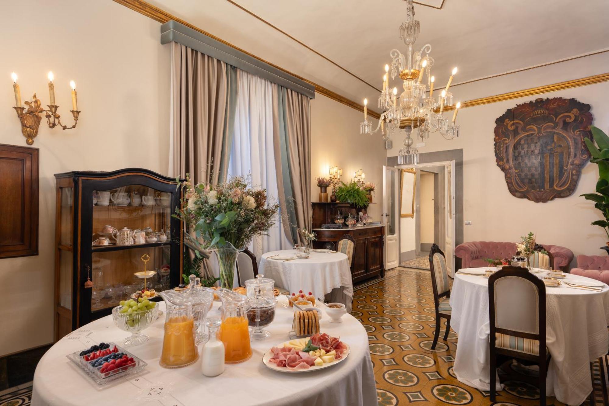 Piazza Pitti Palace - Residenza D'Epoca Bed and Breakfast Φλωρεντία Εξωτερικό φωτογραφία