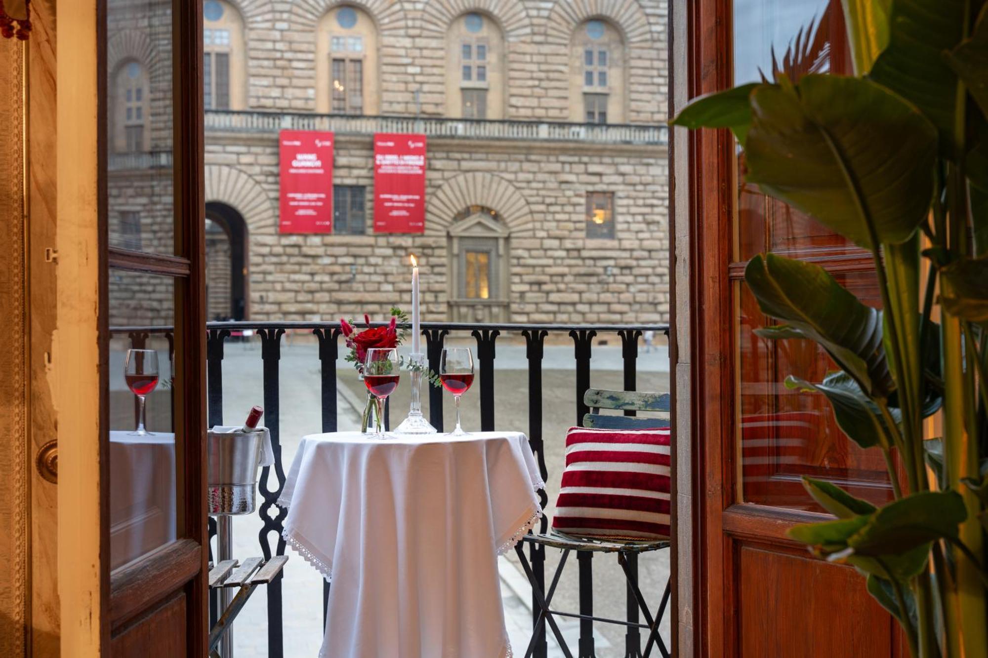 Piazza Pitti Palace - Residenza D'Epoca Bed and Breakfast Φλωρεντία Εξωτερικό φωτογραφία