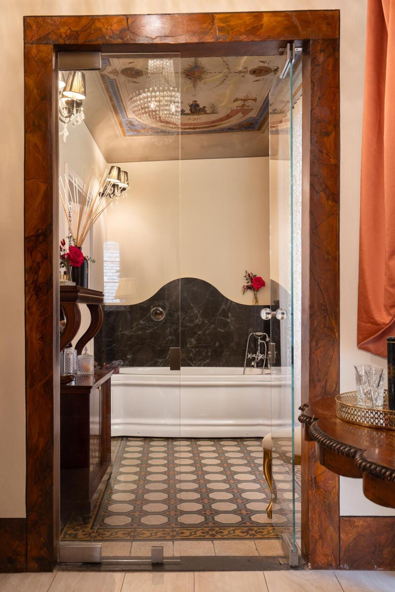 Piazza Pitti Palace - Residenza D'Epoca Bed and Breakfast Φλωρεντία Εξωτερικό φωτογραφία