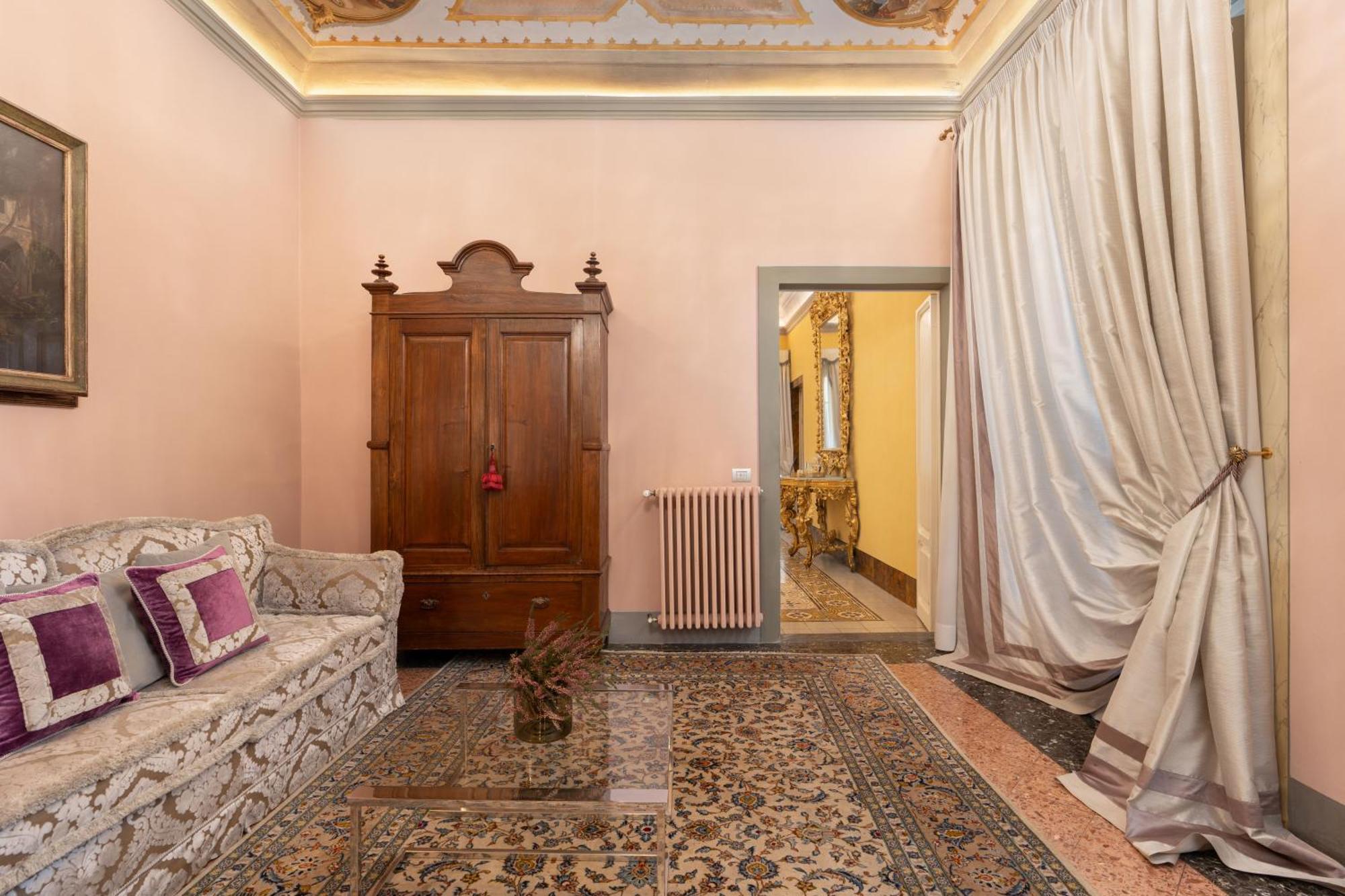 Piazza Pitti Palace - Residenza D'Epoca Bed and Breakfast Φλωρεντία Εξωτερικό φωτογραφία